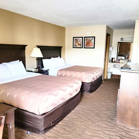 Quality Inn West Branson Luaran gambar