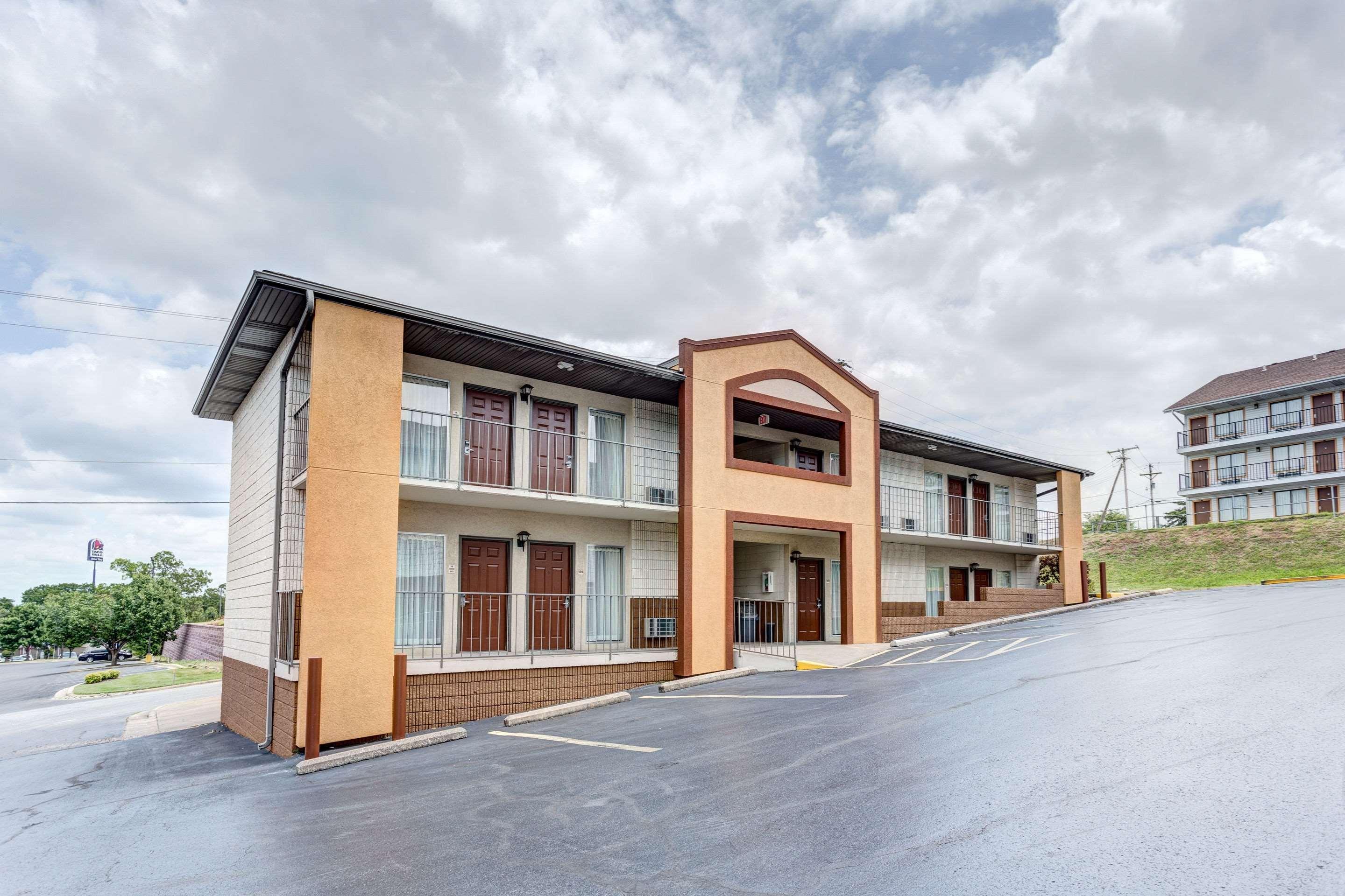 Quality Inn West Branson Luaran gambar